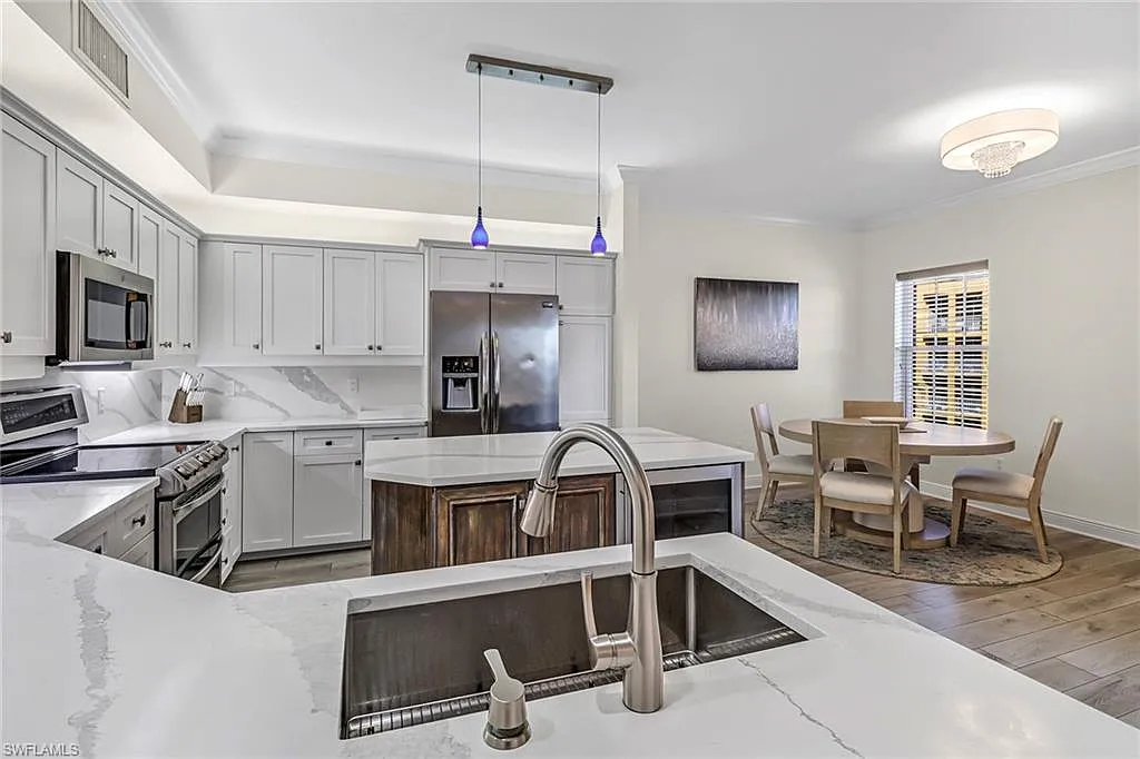 2 bed, 2.0 bath, 1518 sqft, $12,000 — Photo 4