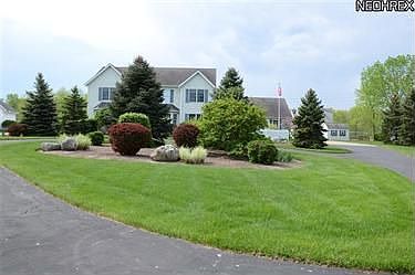 1st image of 682 Wheatfield Dr