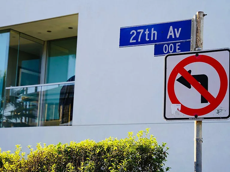 27th Ave — Photo 38