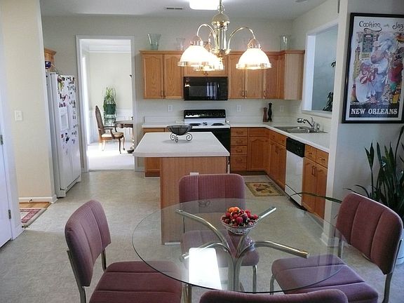 Kitchen with breakfast area
