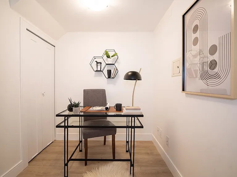 1425 Alberni St #627 — Photo 7