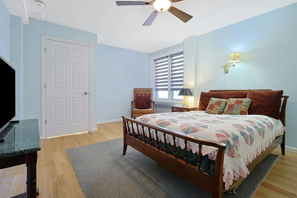 1 bed, 1.0 bath, 750 sqft, $2,100 — Photo 3