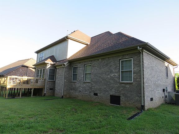 2nd image of 1000 Stewart Valley Dr