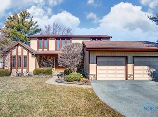 5944 Queensdale Rd, Toledo, OH 43614