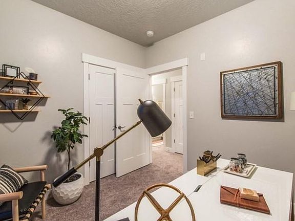4th image of 14643 S McKellen Dr #B1
