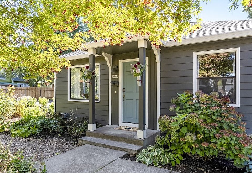 1st image of 5104 SE Long St