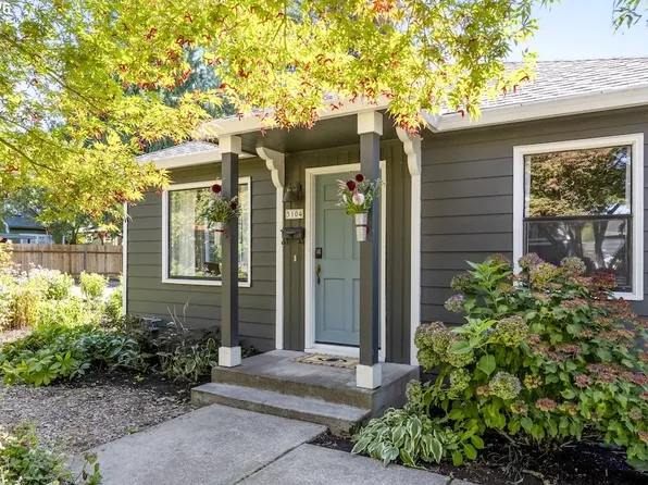 5104 SE Long St, Portland, OR 97206