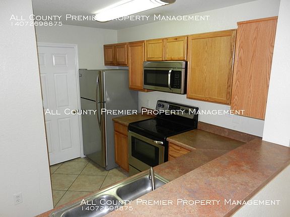 4th image of 3702 Palm Desert Ln APT 5432
