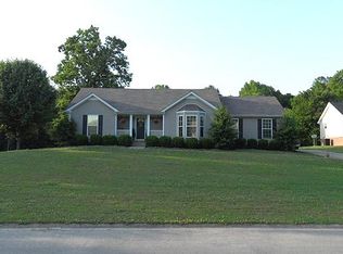 1034 Heatherwood Rd, Pleasant View, TN 37146