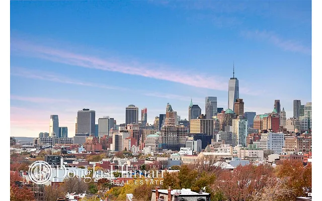 Sold by Douglas Elliman | media 21