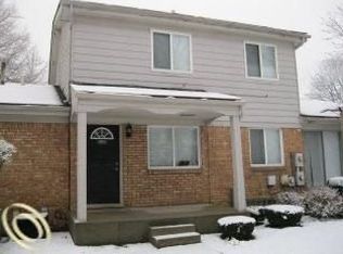 1952 Orchard Crest St, Shelby Township, MI 48317