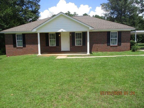 723 Shamrock Dr
