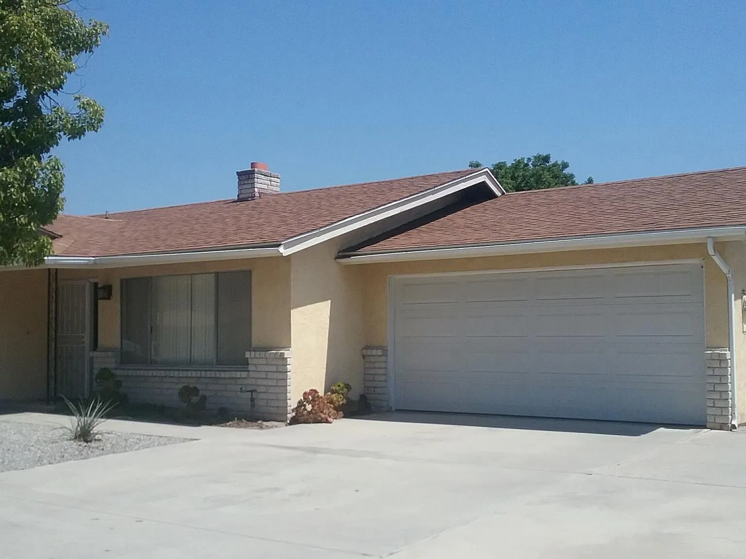 2 bed, 1074 sqft, $2,200 — Photo 3