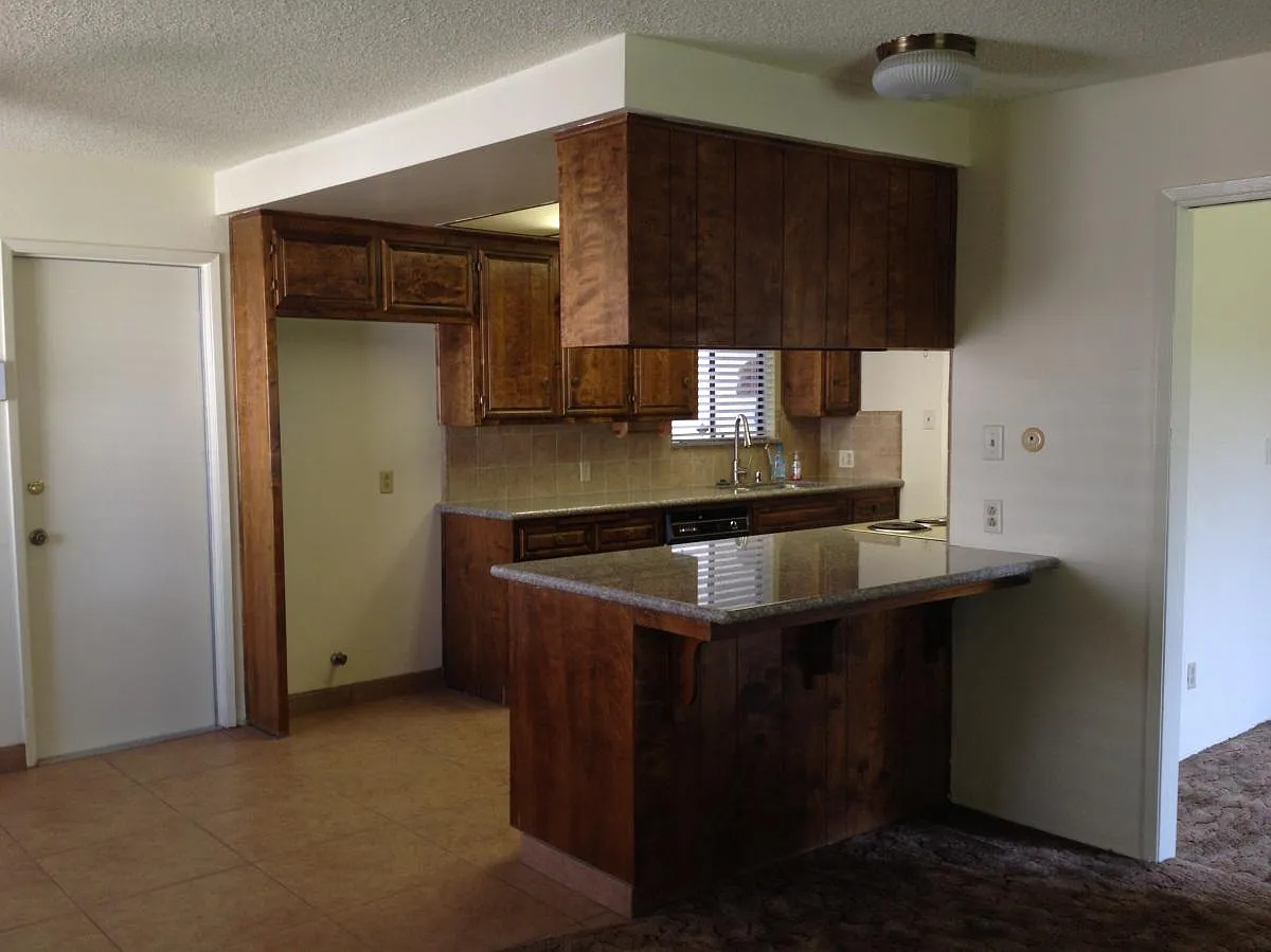 3 bed, 1657 sqft, $2,000 — Photo 2