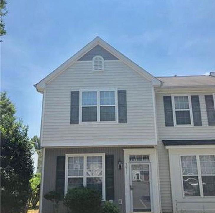 1st image of 5611 Seths Dr