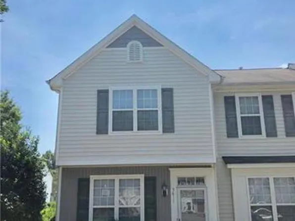 5611 Seths Dr, Charlotte, NC 28269