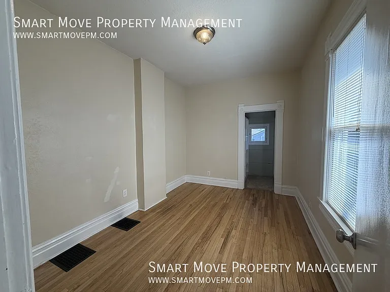 2920 W Jefferson St — Photo 13