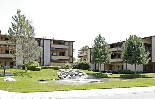 Stonehedge Apartments Photo 1