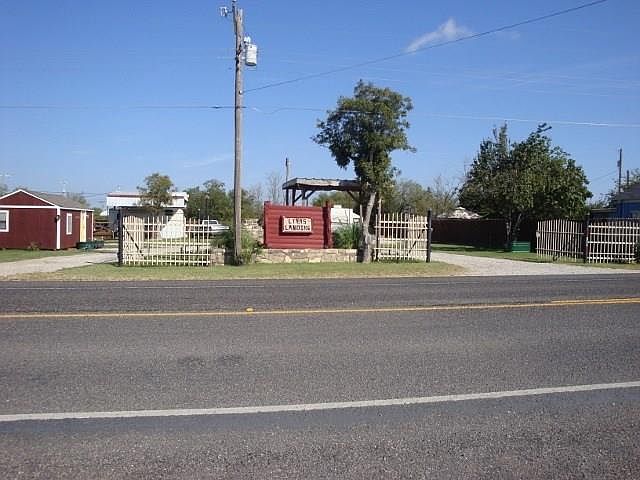 1st image of 106 Broadway Ave