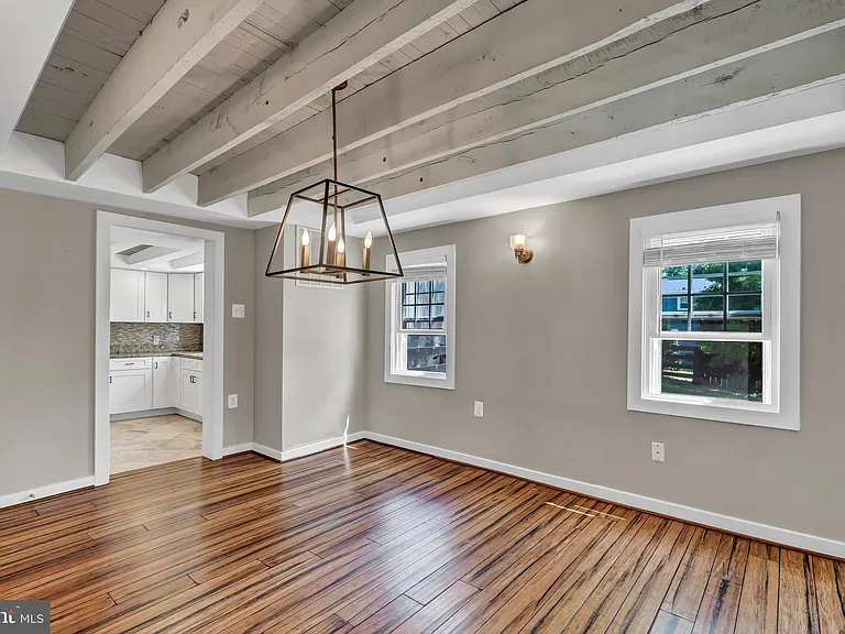 750 S 20th St — Photo 10