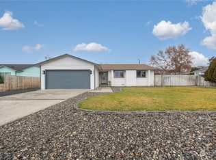 3811 Meadow View Dr, Pasco, WA 99301