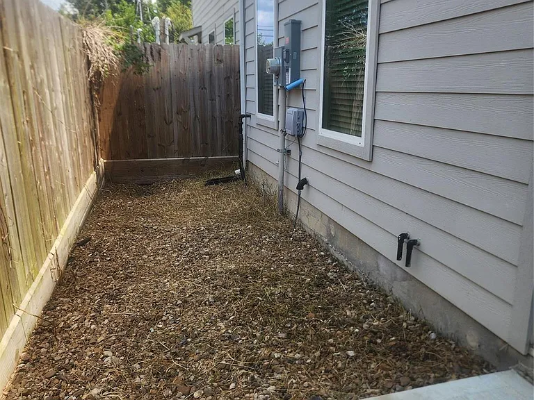 5831 Highland Sky Ln — Photo 25