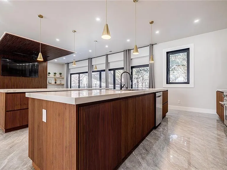 1812 Hunters Gln — Photo 16