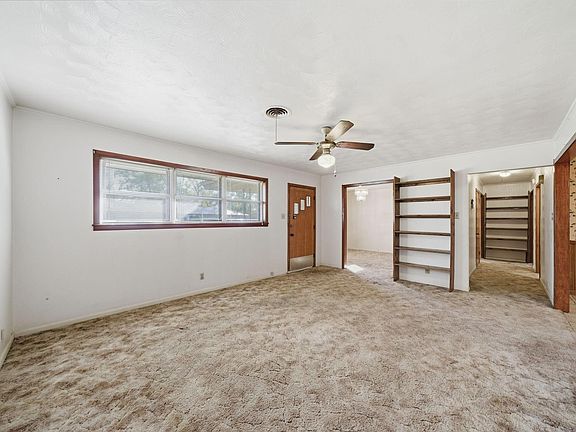 5th image of 211 Frances St