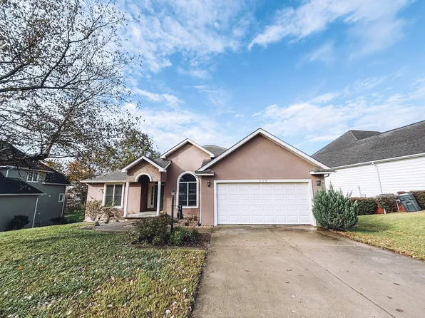 205 Spring Valley Dr, Paducah, KY 42003