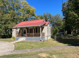 8 1/2 Lakefront Ave, Gadsden, AL 35904