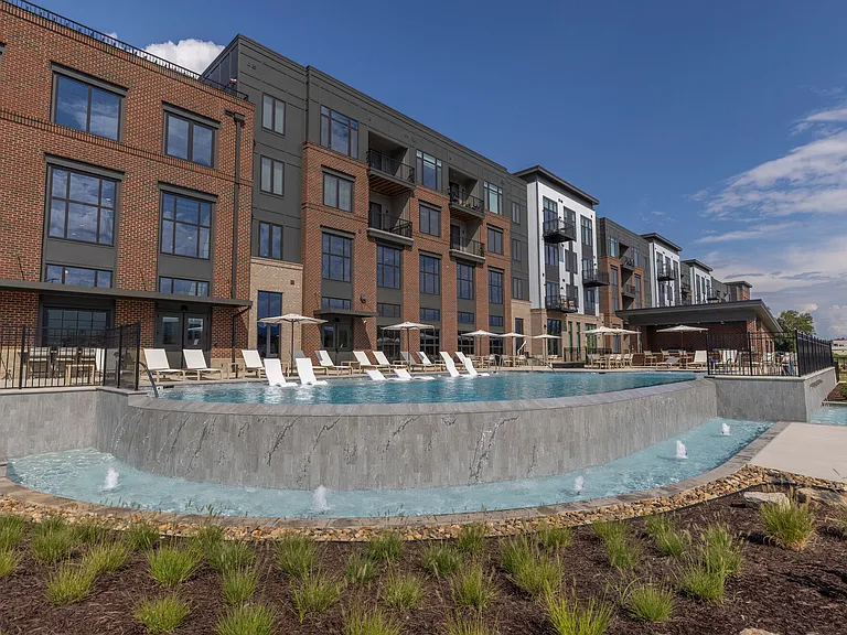 Valleydale Apartments — Photo 31