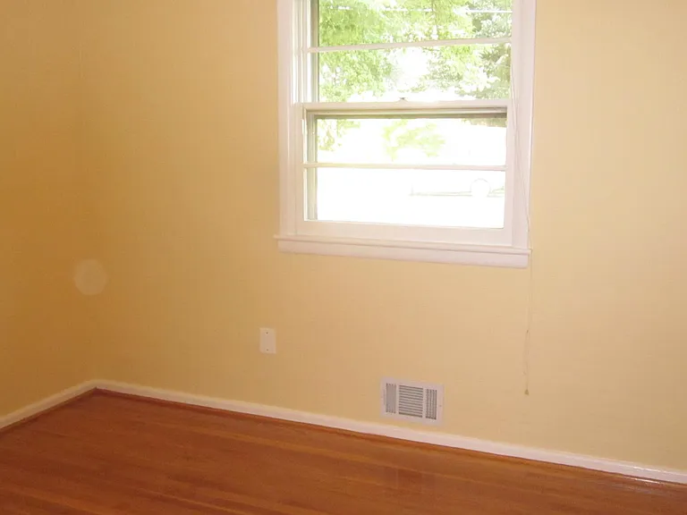 1104 Desale St SW — Photo 34