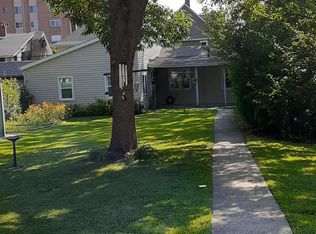 1269 Cove Ave, Lakewood, OH 44107