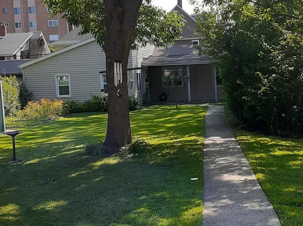 1269 Cove Ave, Lakewood, OH 44107
