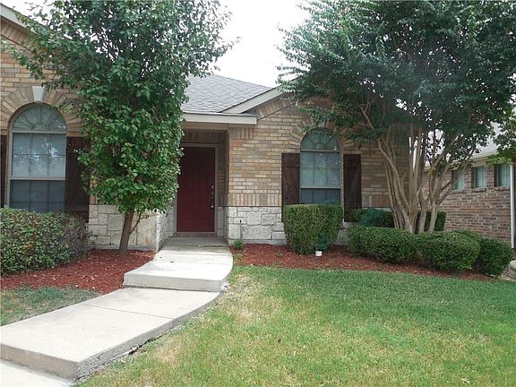 2nd image of 4725 Brighton Dr