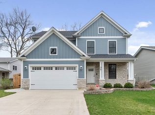 0N032 Page St, Winfield, IL 60190