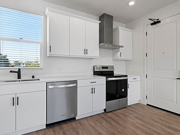 4th image of 4013G Logan Ave #0