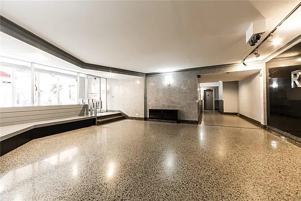 Sold by REMAX Elite | media 15