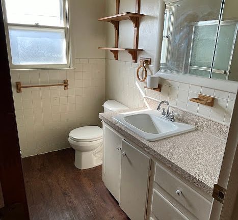 BATH ROOM