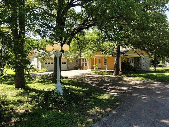 1st image of 321 Linam Ln