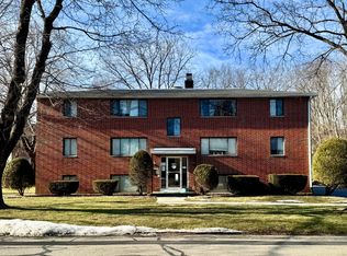 320 Elm St #3, Southbridge, MA 01550