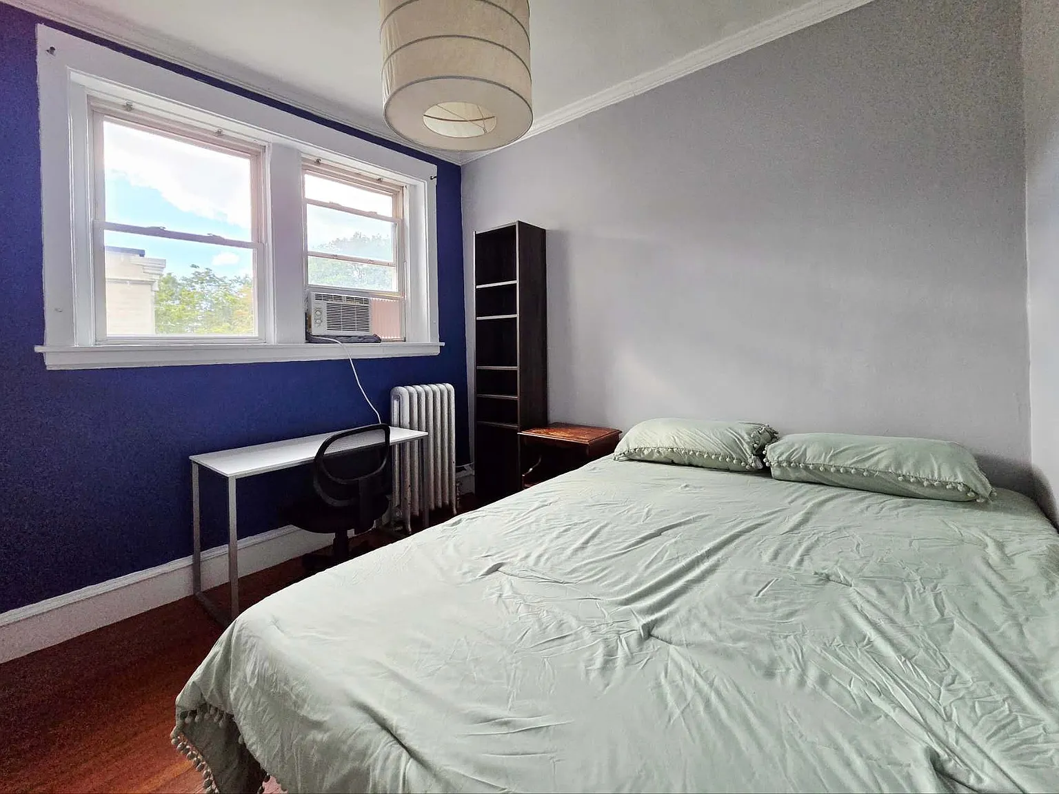 4 bed, 1050 sqft, $1,275 — Photo 3