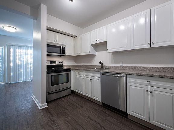 3rd image of 2312 E Denny Way #A