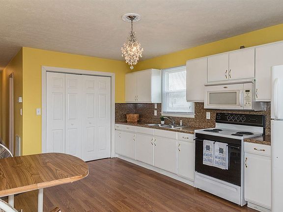 4th image of 197 Harper St