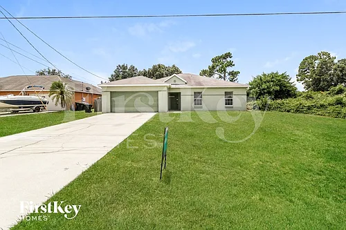 2067 N Chamberlain Blvd Photo 1