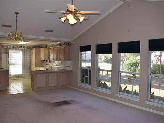 3rd image of 6114 Deerfield Dr