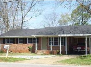 333 E Glade Rd, Anniston, AL 36206