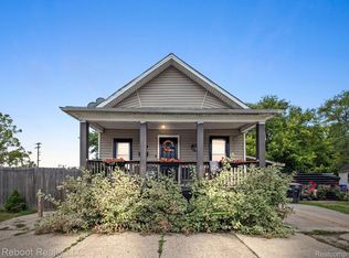 3775 32nd St, Detroit, MI 48210