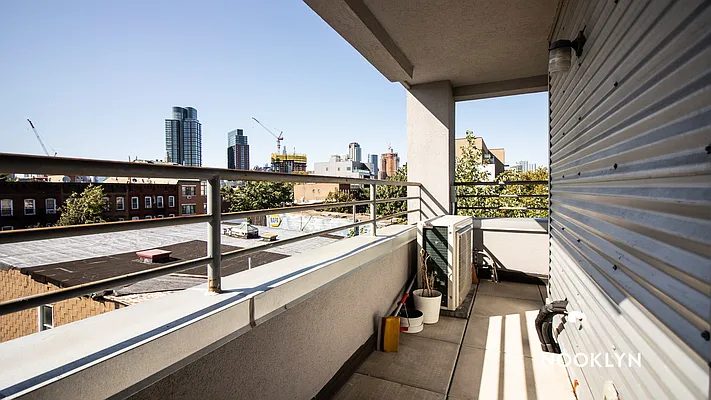 Rented by Nooklyn NYC LLC | media 31