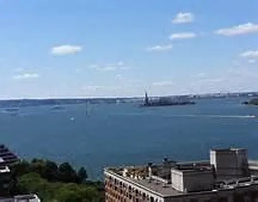 Sold by Keller Williams NYC | media 8